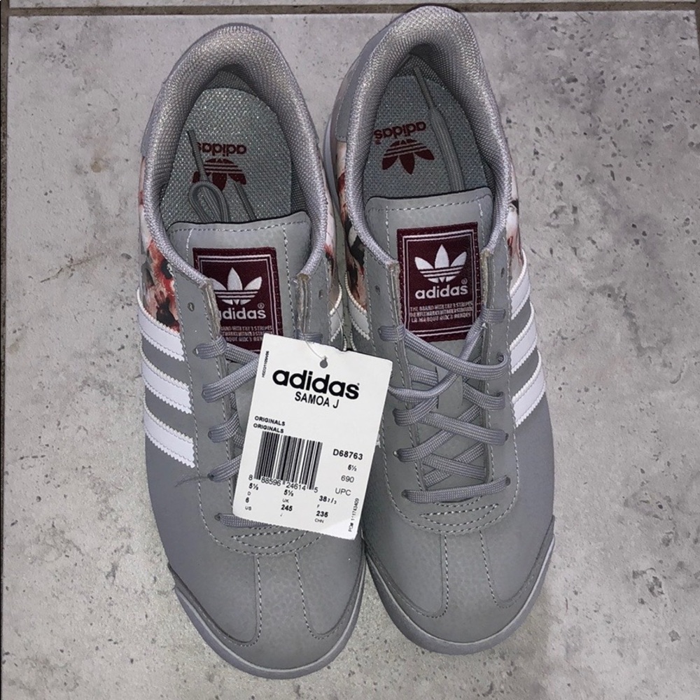 Adidas Floral Samoa
